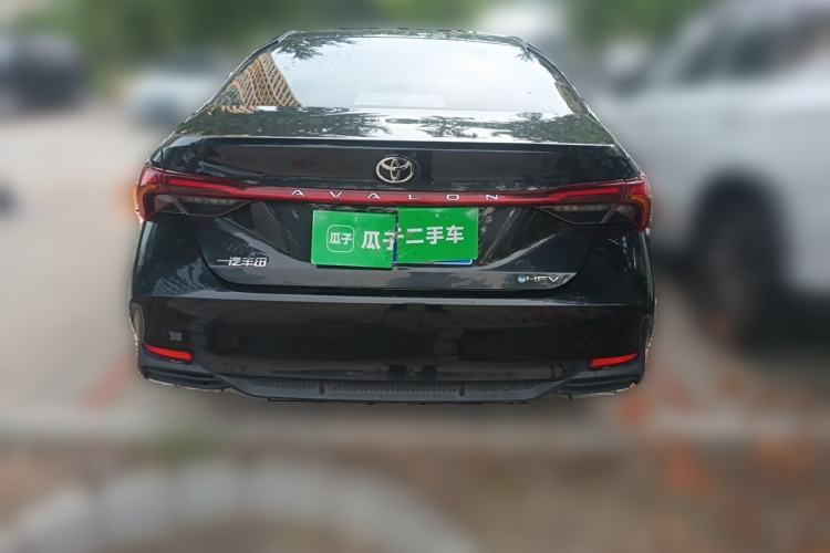 Used Toyota Avalon 2024 Dual-Motor 2.0L Premium Edition Rear