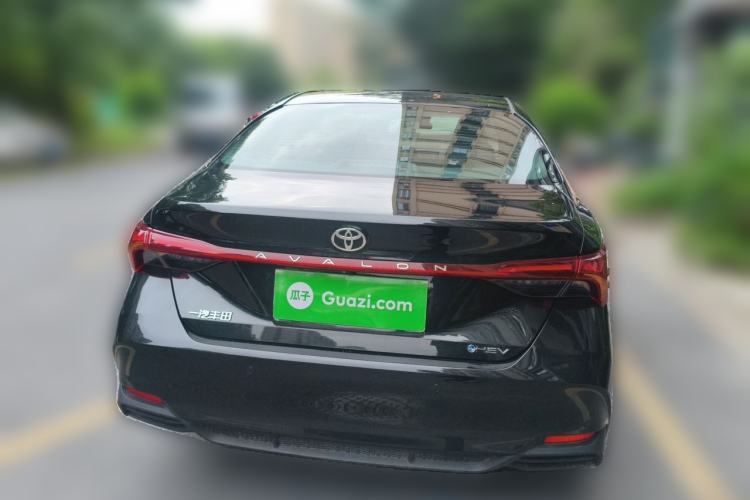 Used Toyota Avalon 2024 Dual-Motor 2.0L Luxury Edition Rear