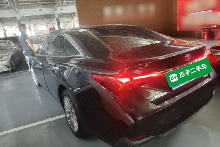 Used Toyota Avalon 2024 Dual-Motor 2.0L Premium Edition Rear Left 45 Deg