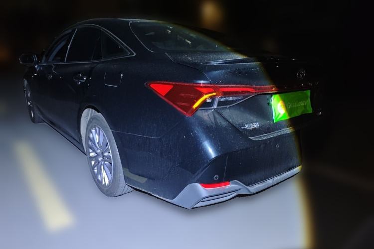 Used Toyota Avalon 2024 Dual-Engine 2.5L XLE Premium Edition Rear Left 45 Deg
