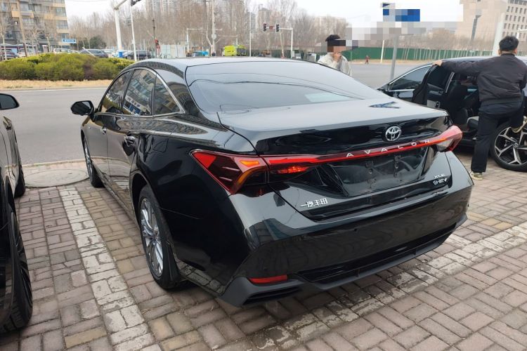 Used Toyota Avalon 2024 Dual-Motor 2.0L Premium Edition Rear Left 45 Deg