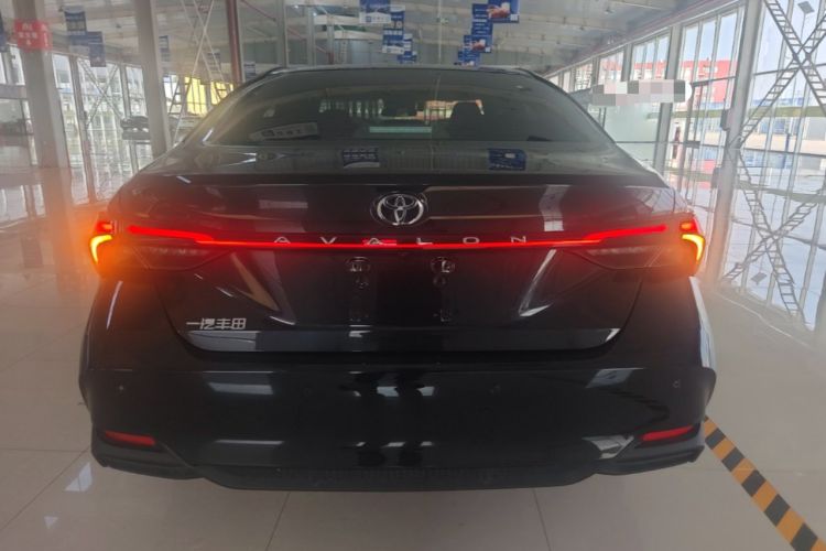Used Toyota Avalon 2024 2.0L Premium Edition Rear