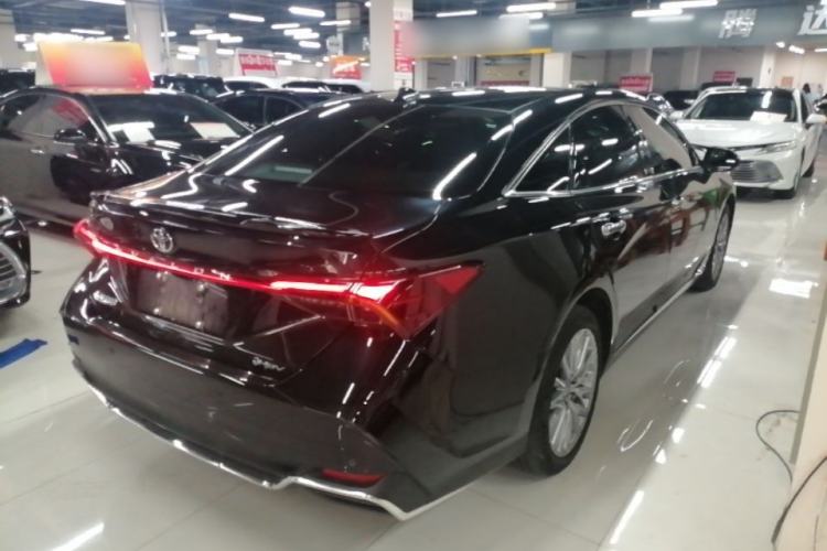 Used Toyota Avalon 2024 Dual-Motor 2.0L Luxury Edition Rear Right 45 Deg
