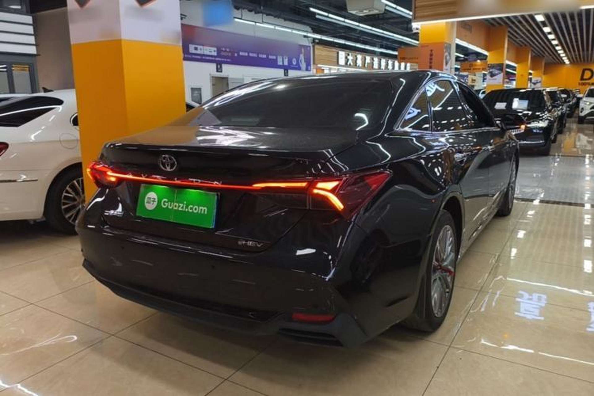 Used Toyota Avalon 2024 Dual-Motor 2.0L Luxury Edition Rear Right 45 Deg