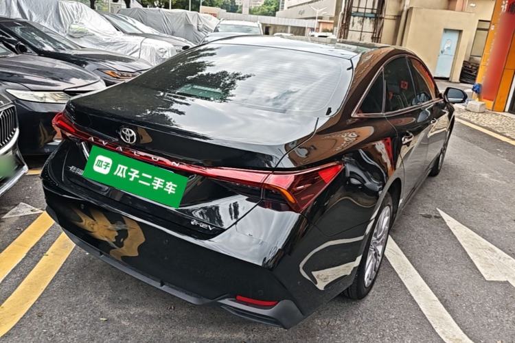 Used Toyota Avalon 2024 Dual-Motor 2.0L Luxury Edition Rear Right 45 Deg
