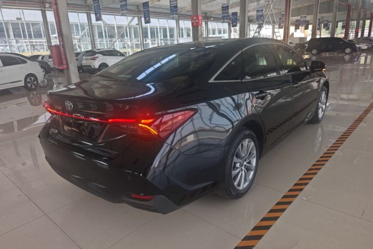 Used Toyota Avalon 2024 2.0L Premium Edition Rear Right 45 Deg