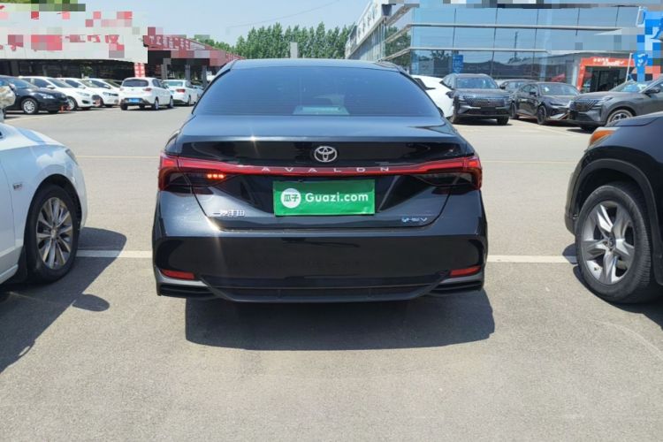 Used Toyota Avalon 2024 Dual-Motor 2.0L Premium Edition Rear