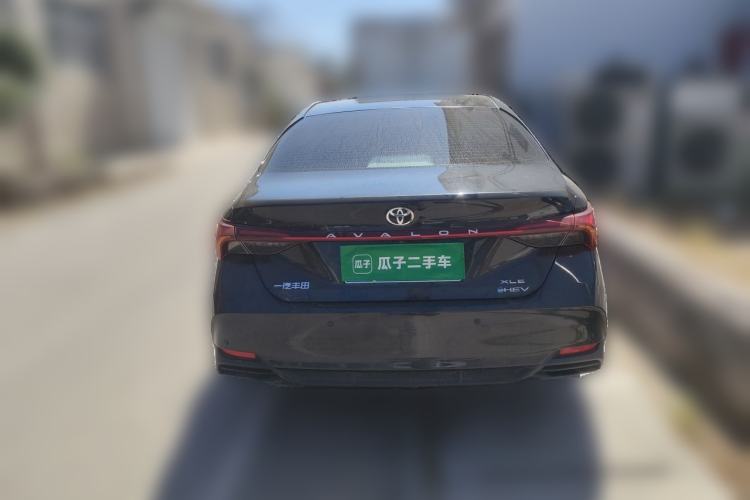 Used Toyota Avalon 2024 Dual-Motor 2.0L Premium Edition Rear
