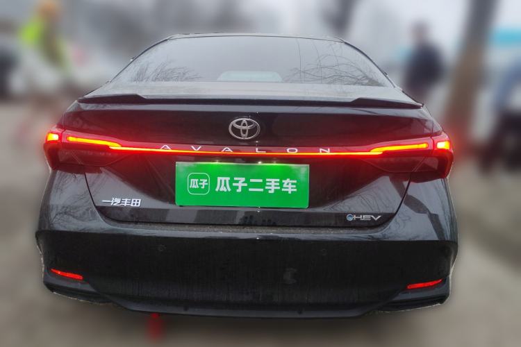 Used Toyota Avalon 2024 Dual-Motor 2.0L Luxury Edition Rear