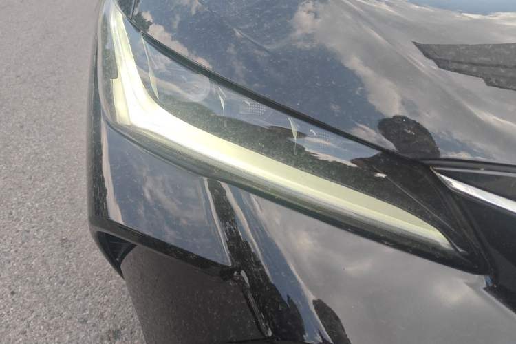Used Toyota Avalon 2024 Dual-Engine 2.5L XLE Premium Edition Right Front Headlight