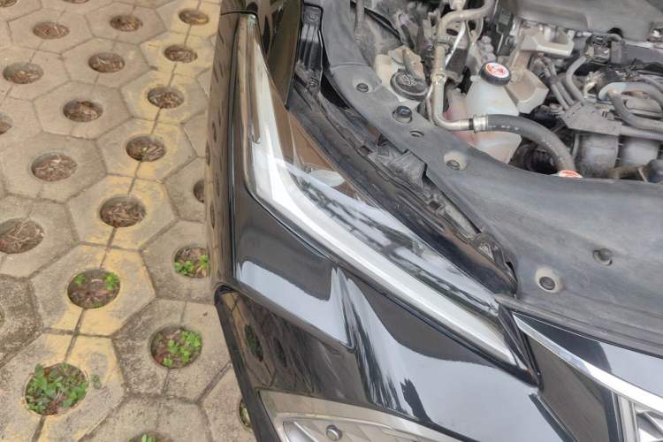 Used Toyota Avalon 2024 Dual-Engine 2.5L XLE Premium Edition Right Front Headlight