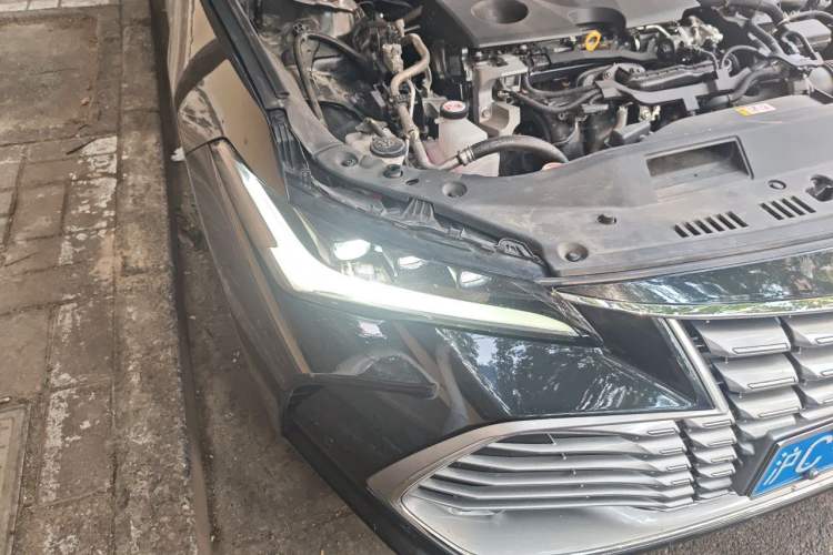 Used Toyota Avalon 2024 Dual-Motor 2.0L Luxury Edition Right Front Headlight