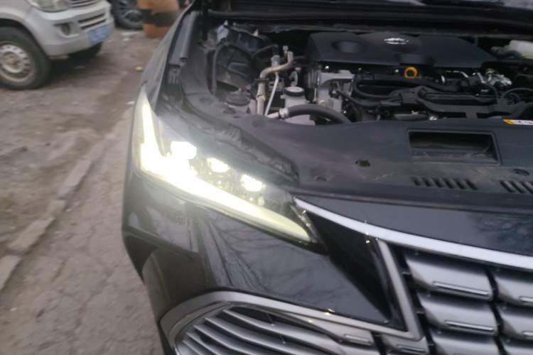 Used Toyota Avalon 2024 Dual-Motor 2.0L Luxury Edition Right Front Headlight