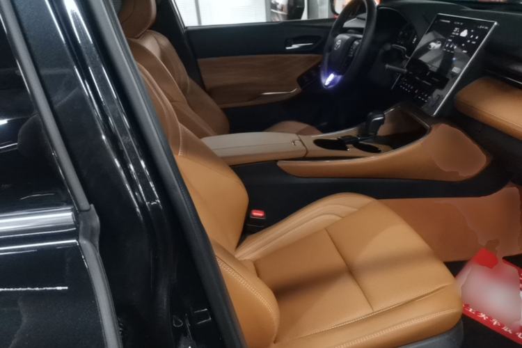 Used Toyota Avalon 2024 Dual-Motor 2.0L Luxury Edition Right Front Seat