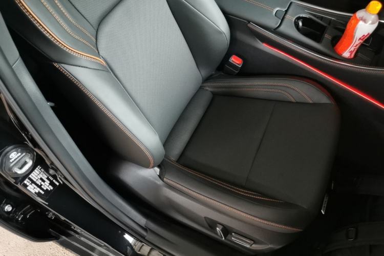 Used Toyota Avalon 2024 Dual-Motor 2.0L Luxury Edition Right Front Seat