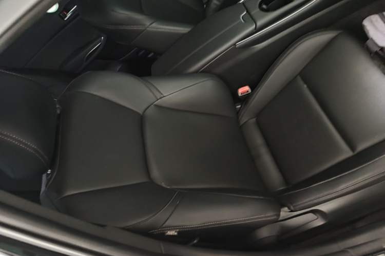 Used Toyota Avalon 2024 2.0L Ambition Edition Right Front Seat