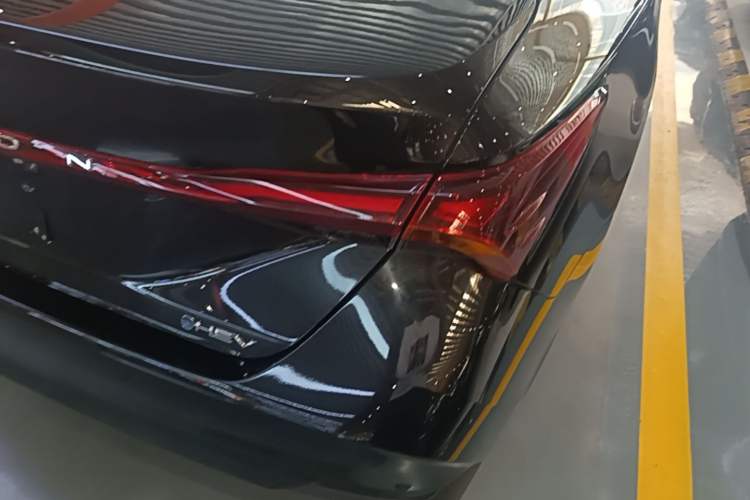 Used Toyota Avalon 2024 Dual-Motor 2.0L Luxury Edition Right Rear Taillight