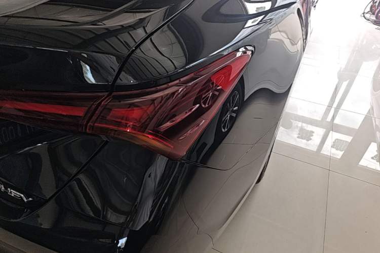Used Toyota Avalon 2024 Dual-Motor 2.0L Luxury Edition Right Rear Taillight