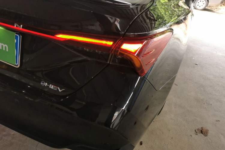 Used Toyota Avalon 2024 Dual-Motor 2.0L Luxury Edition Right Rear Taillight