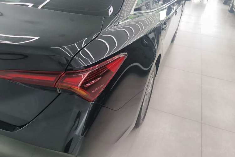 Used Toyota Avalon 2024 2.0L Ambition Edition Right Rear Taillight