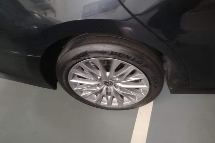 Used Toyota Avalon 2024 Dual-Motor 2.0L Premium Edition Right Rear Wheel Hub
