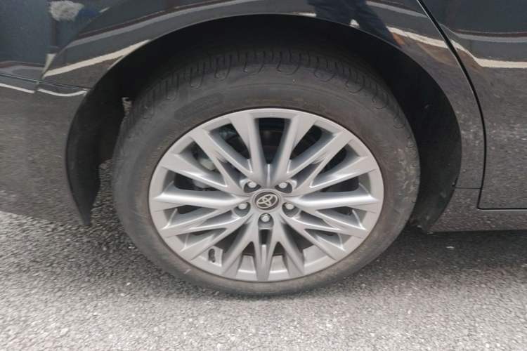 Used Toyota Avalon 2024 Dual-Motor 2.0L Premium Edition Right Rear Wheel Hub