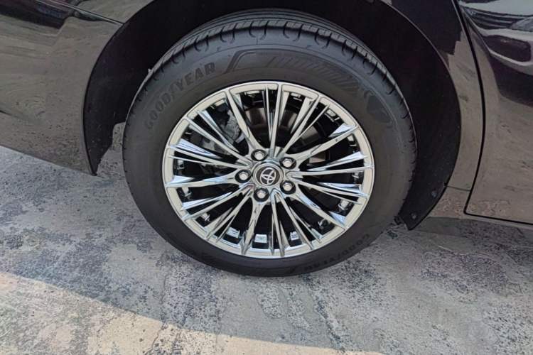 Used Toyota Avalon 2024 2.0L Ambition Edition Right Rear Wheel Hub