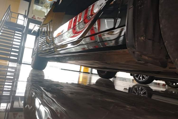 Used Toyota Avalon 2024 2.0L Ambition Edition Right Side Sill