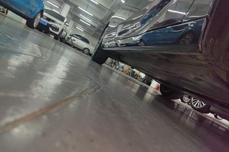 Used Toyota Avalon 2024 2.0L Ambition Edition Right Side Sill
