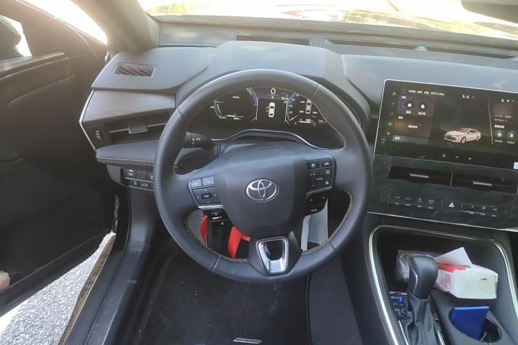 Used Toyota Avalon 2024 Dual-Motor 2.0L Luxury Edition Steering Wheel