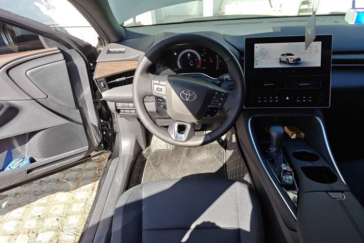 Used Toyota Avalon 2024 2.0L Ambition Edition Steering Wheel