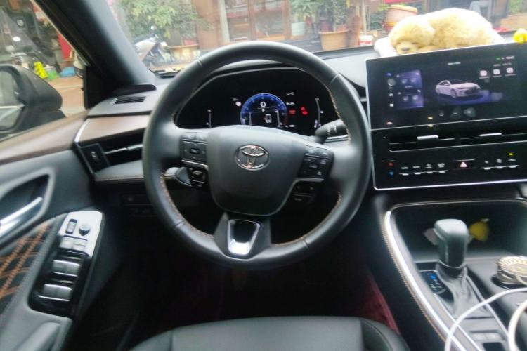 Used Toyota Avalon 2024 2.0L Premium Edition Steering Wheel