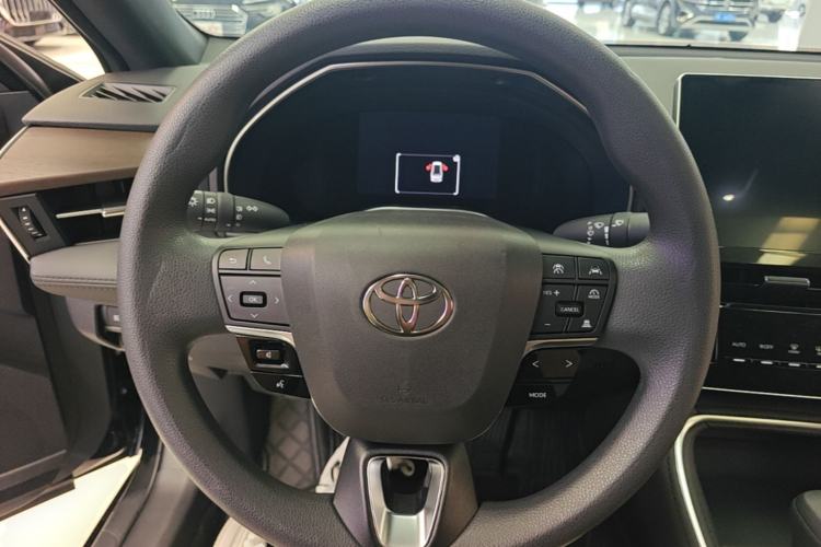 Used Toyota Avalon 2024 2.0L Premium Edition Steering Wheel