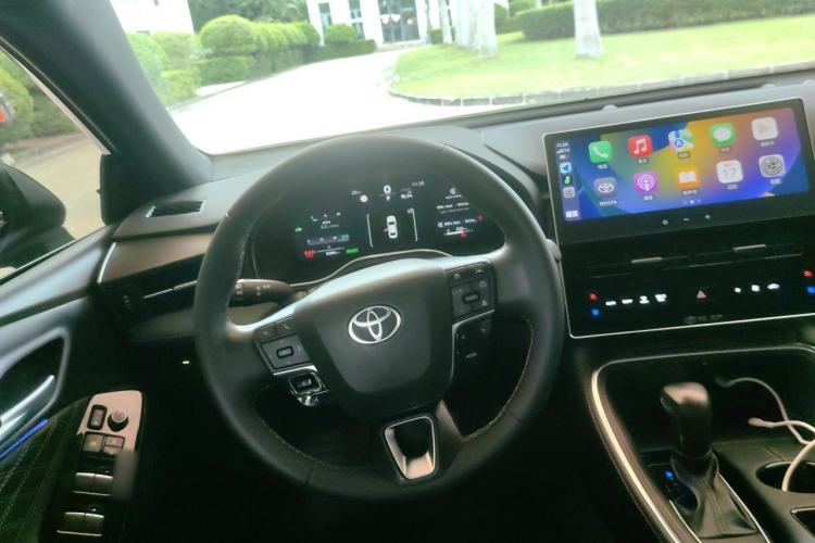 Used Toyota Avalon 2024 Dual-Engine 2.5L XLE Premium Edition Steering Wheel