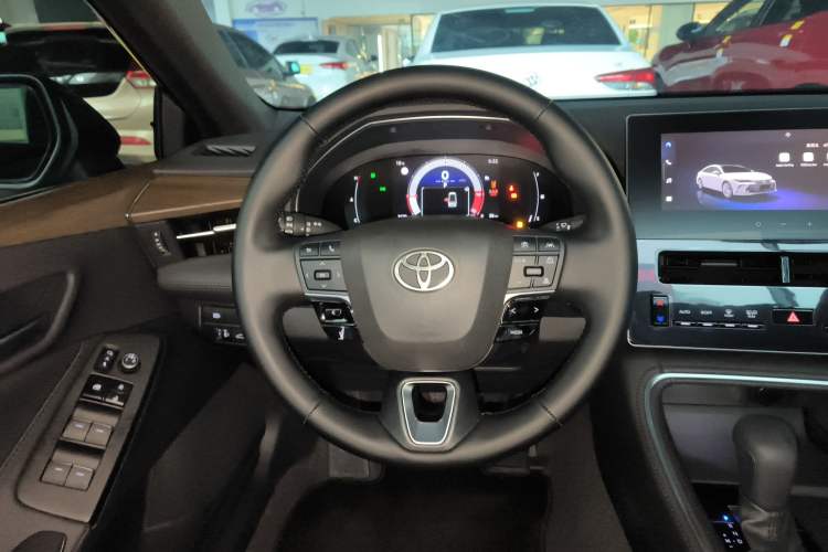 Used Toyota Avalon 2024 2.0L Ambition Edition Steering Wheel