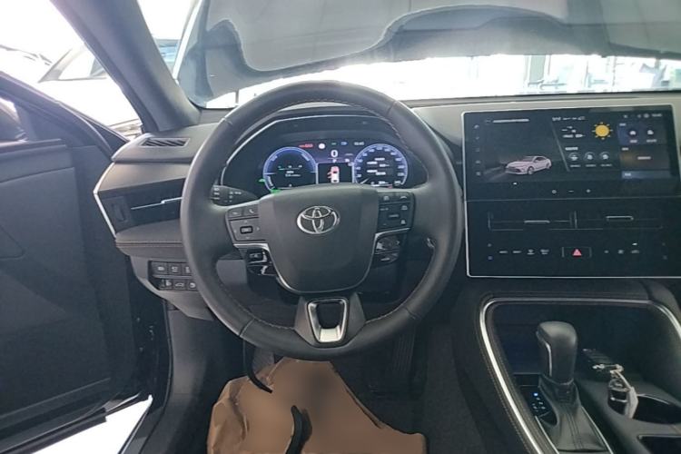 Used Toyota Avalon 2024 Dual-Motor 2.5L Limited Flagship Edition Steering Wheel