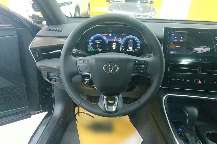 Used Toyota Avalon 2024 Dual-Engine 2.5L XLE Premium Edition Steering Wheel