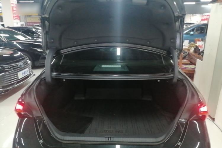 Used Toyota Avalon 2024 Dual-Motor 2.0L Luxury Edition Trunk