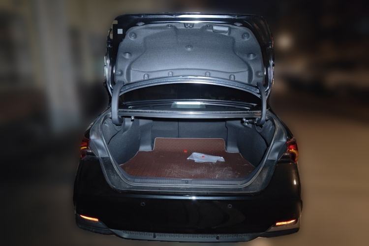 Used Toyota Avalon 2024 2.0L Luxury Edition Trunk