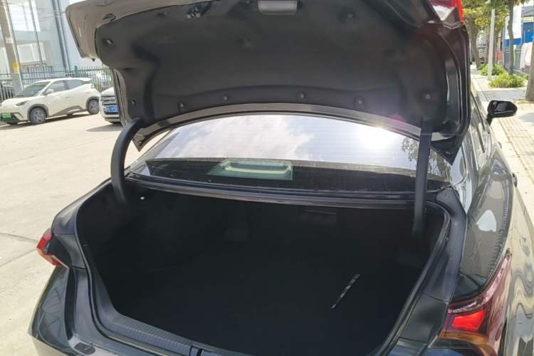 Used Toyota Avalon 2024 2.0L Ambition Edition Trunk