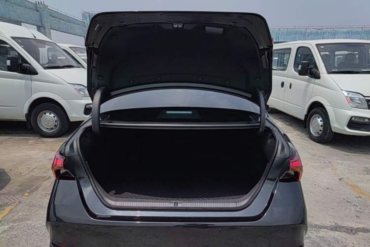 Used Toyota Avalon 2024 2.0L Ambition Edition Trunk