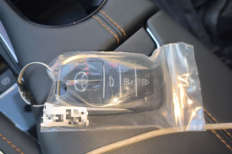 Used Toyota Avalon 2024 Dual-Motor 2.0L Luxury Edition Vehicle Key