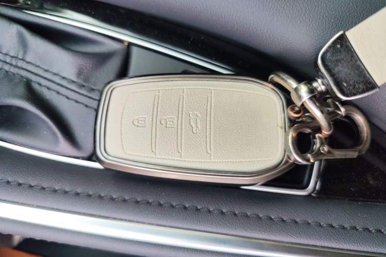 Used Toyota Avalon 2024 2.0L Ambition Edition Vehicle Key