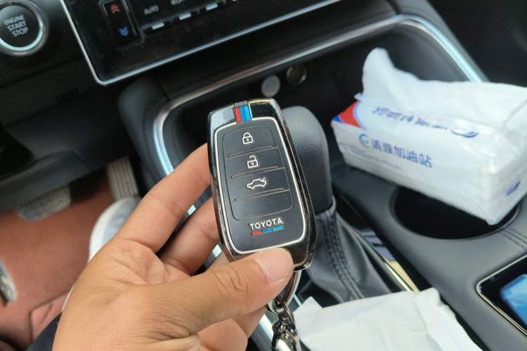Used Toyota Avalon 2024 2.0L Ambition Edition Vehicle Key
