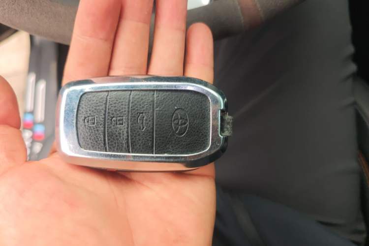 Used Toyota Avalon 2024 2.0L Luxury Edition Vehicle Key