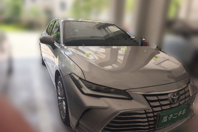 Used Toyota Avalon 2024 Dual-Motor 2.0L Luxury Edition Front