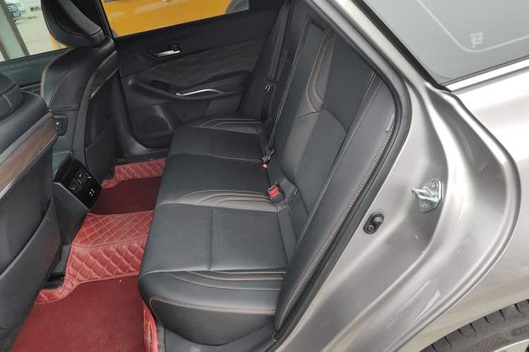 Used Toyota Avalon 2024 2.0L Premium Edition Interior 1
