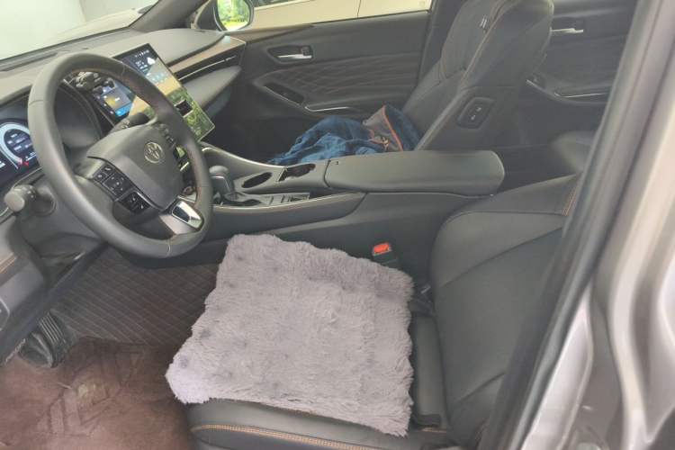 Used Toyota Avalon 2024 Dual-Motor 2.0L Luxury Edition Left Front Seat