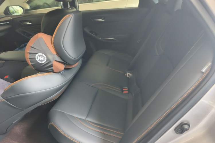 Used Toyota Avalon 2024 Dual-Motor 2.0L Luxury Edition Left Rear Seat