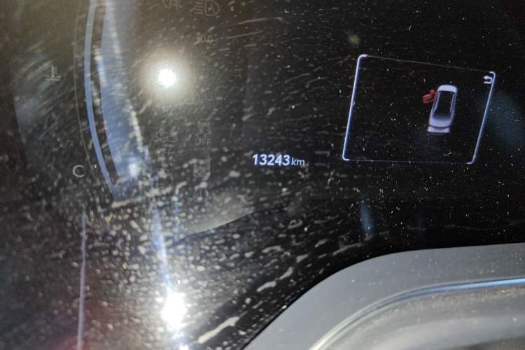 Used Toyota Avalon 2024 2.0L Premium Edition Odometer Close Up